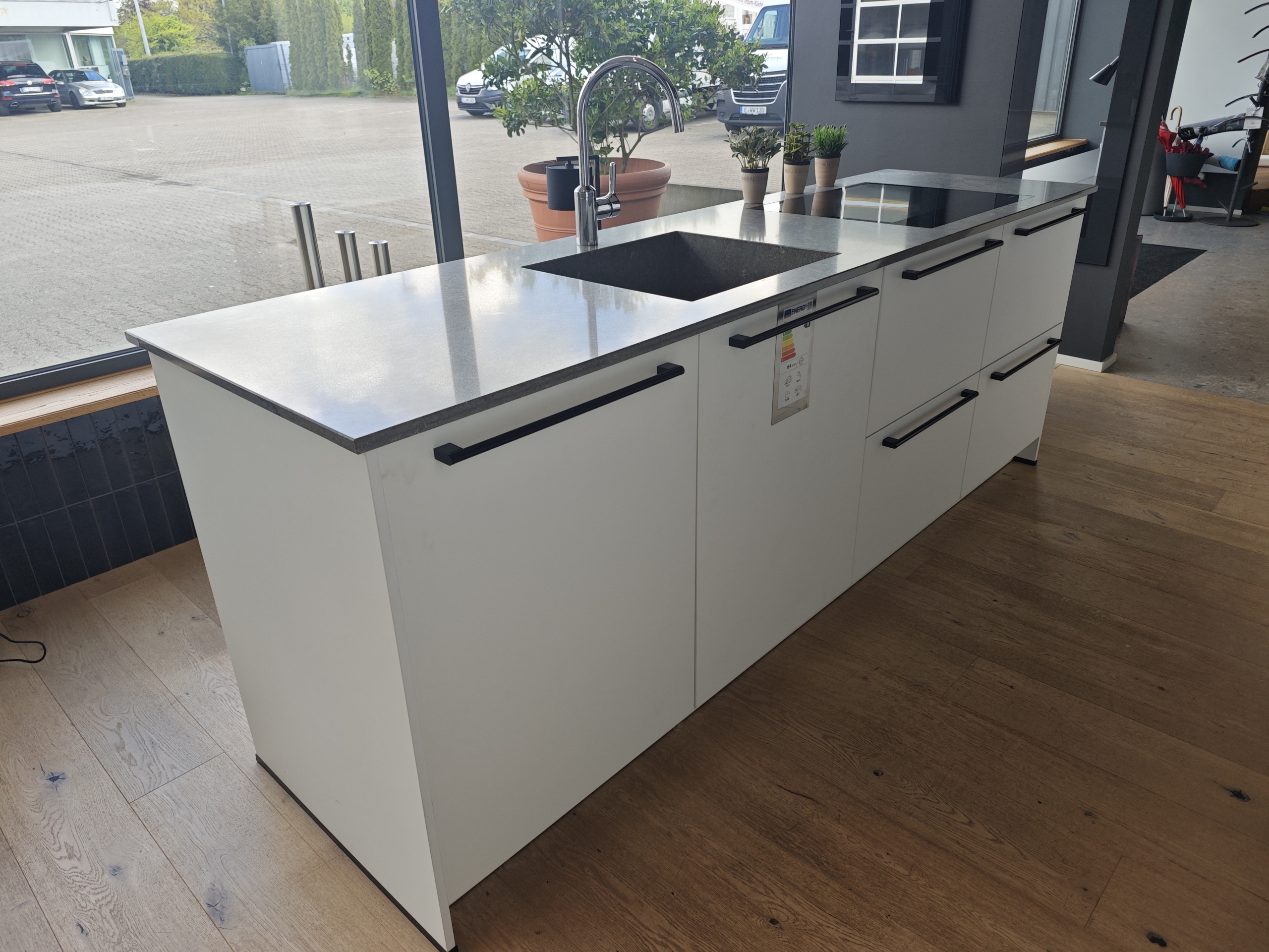 Einbauküche A584 AV 6000 kristallweiß Mattlack