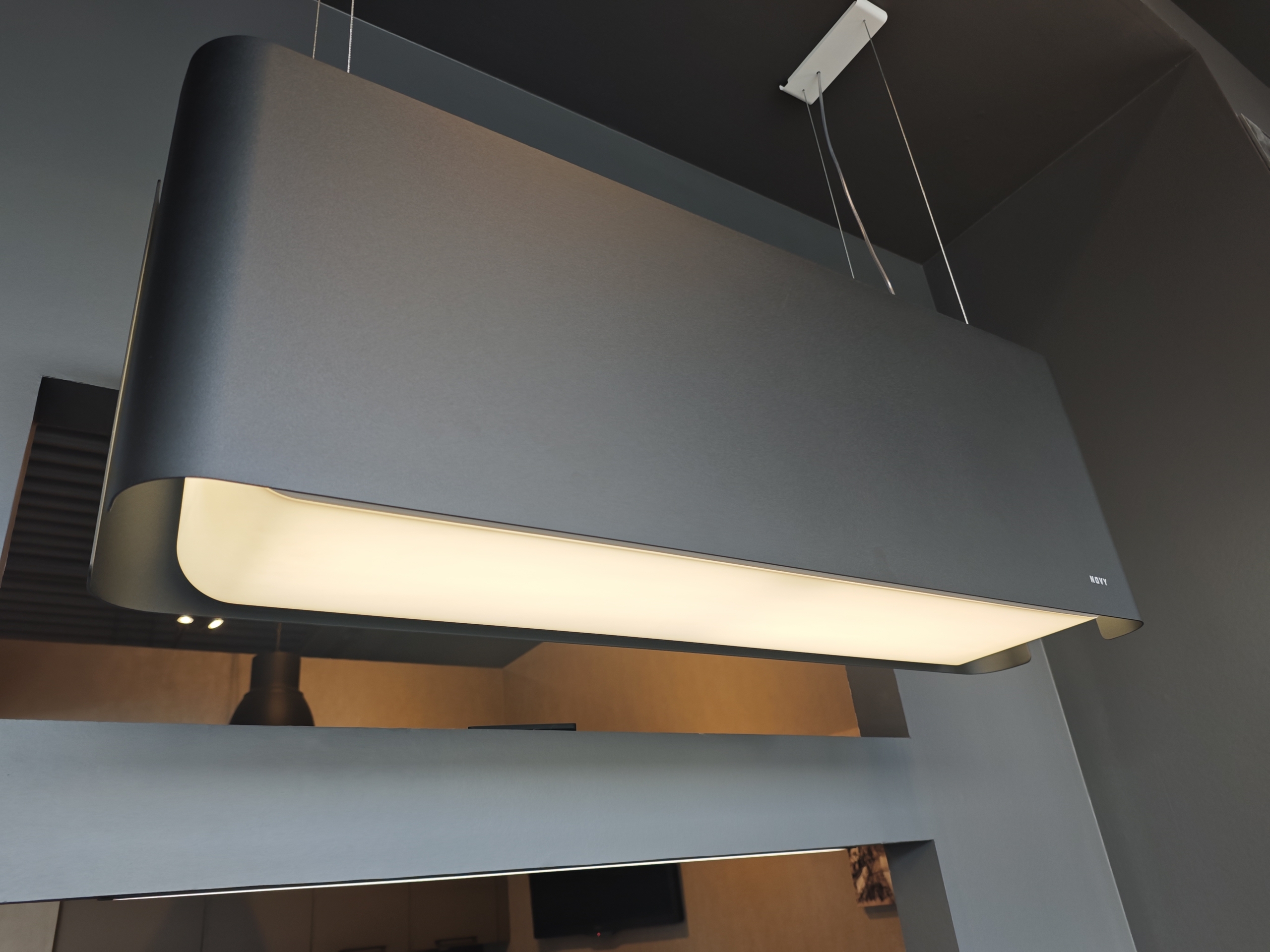 Einbauküche AV 5075 Sandgrau Mattlack Inselhaube Novy 7552 Mood